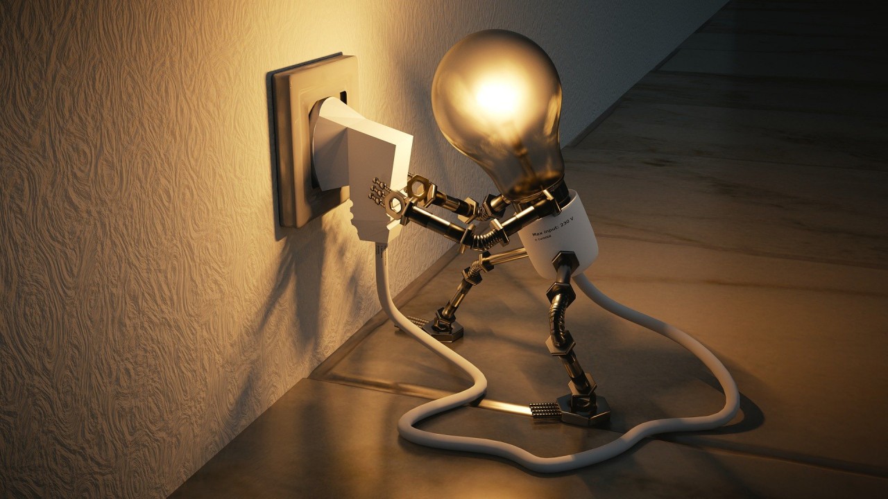 light-bulb-3104355_1920-1